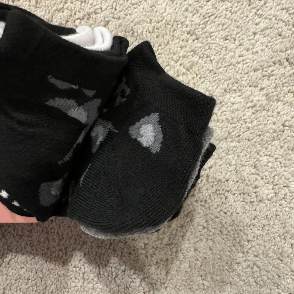 Juicy Couture 6‎ pack Socks Multipack Women's, Shoe Size 4-10 Black White